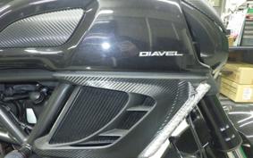DUCATI DIAVEL 2011