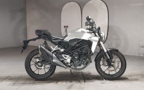 HONDA CB250R MC52