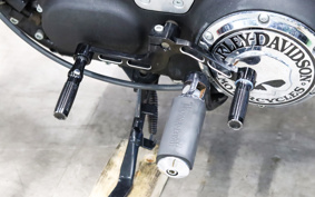 HARLEY XL883N 2016 LE2
