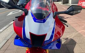 HONDA CBR1000RR-R FB SP 2025 SC82