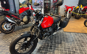 MOTO GUZZI MOTO GUZZI V7 STONE 2019 ZGULW