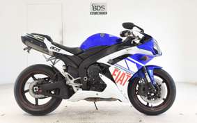 YAMAHA YZF-R1