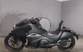 HONDA NM4 VULTUS -01 RC82