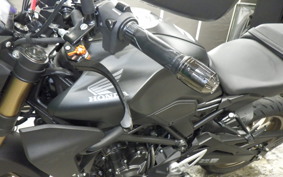 HONDA CB250R MC52