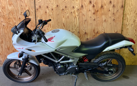 HONDA VTR 250 F MC33