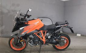 KTM 1290 SUPER  DUKE GT V6940