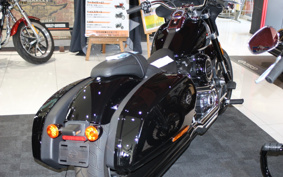 HARLEY FLSB 2022 YMJ