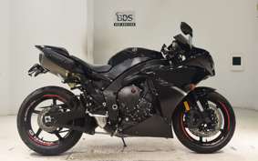 YAMAHA YZF-R1 2013