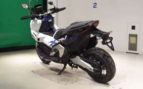 HONDA X-ADV 750 2026 RH21