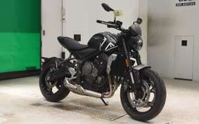 TRIUMPH TRIDENT 660 2021