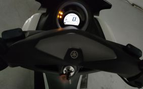 YAMAHA N-MAX 155 SG50J