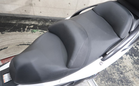 HONDA SILVERWING400GT 2010 NF03