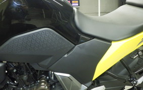 SUZUKI Vｽﾄﾛｰﾑ250SX EL11L