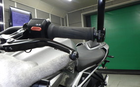 TRIUMPH STREET TRIPLE RS 2024