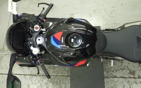 BMW M1000RR 2023