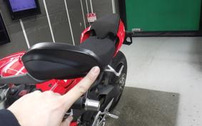 DUCATI STREETFIGHTER V4 S 2021