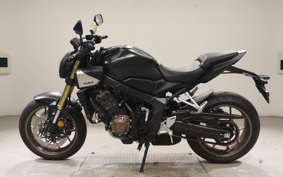 HONDA CB650R E-Clutch 2025 RH17