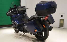TRIUMPH TROPHY 1215 SE 2013