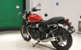 TRIUMPH STREET TWIN 2016