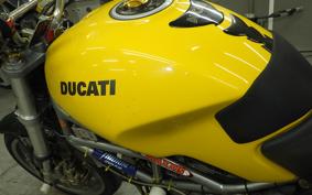 DUCATI MONSTER 800 2003