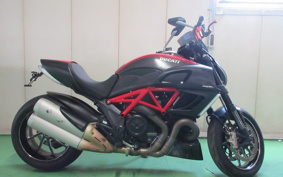DUCATI DIAVEL 1260 2011