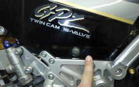 KAWASAKI GPZ900R NINJA 1998 ZX900A