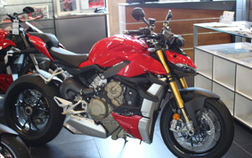 DUCATI  DUCATI  STREET  FIGHTER V4S 2022