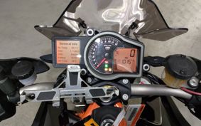 KTM 1290 SUPER  DUKE R 2015 V3940