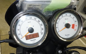 TRIUMPH THRUXTON 900 2015