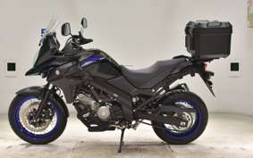 SUZUKI Vストローム650XTA 2023 C733M