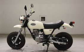 HONDA APE 50 2015 AC16
