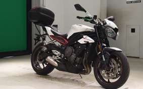 TRIUMPH STREET TRIPLE R 2018
