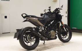 HUSQVARNA SVARTPILEN 401 2023