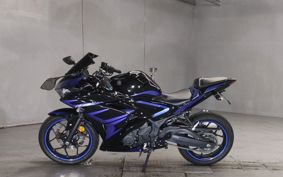 YAMAHA YZF-R25 RG10J