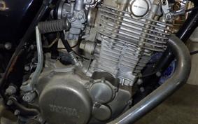 YAMAHA SR500 2J2