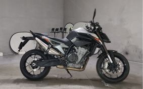 KTM 790 DUKE 2019 TU640