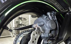 KAWASAKI ZX 10 NINJA R 2014