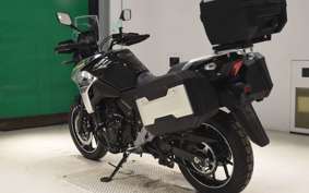 SUZUKI Vｽﾄﾛｰﾑ250A 2024