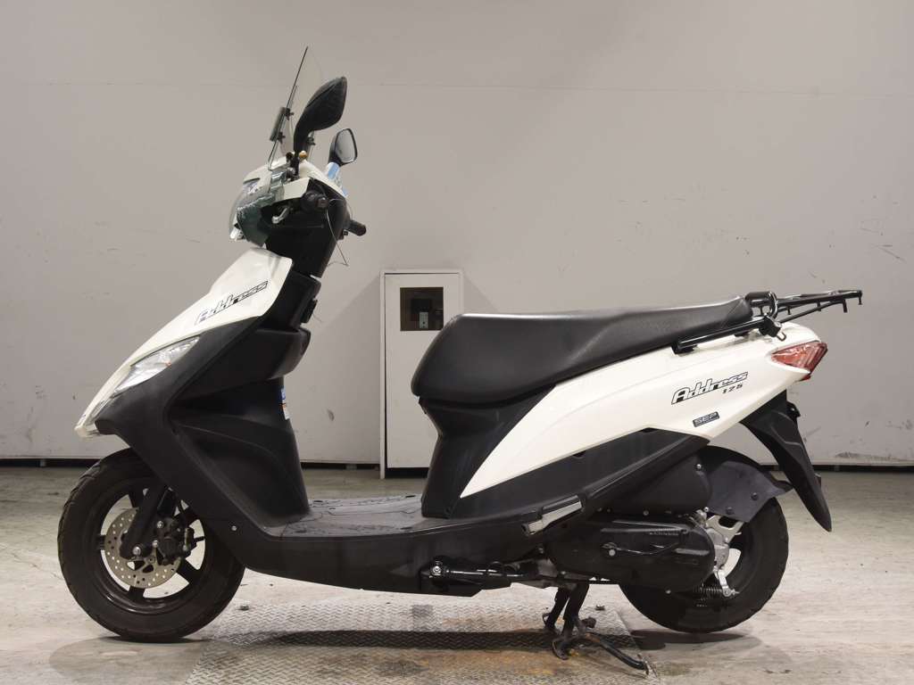 Фото Suzuki ADDRESS V125 2014 с японского аукциона