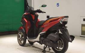 YAMAHA TRICITY 125