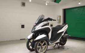 YAMAHA TRICITY 125 2005 SE82J