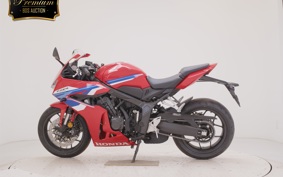 HONDA CBR650R E-Clutch 2025 RH17