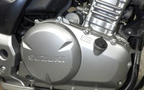 SUZUKI GSR250