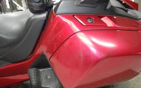 HONDA NM4 VULTUS -02 2017 RC82