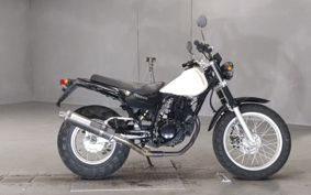 YAMAHA TW225 DG09J