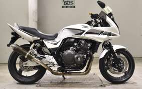 HONDA CB400 SUPER BOLDOR VTEC 2011 NC42