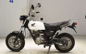 HONDA APE 100 HC07