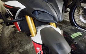 DUCATI MULTISTRADA 1200 S 2013