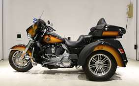 HARLEY FLHTCU TG 1870 2024