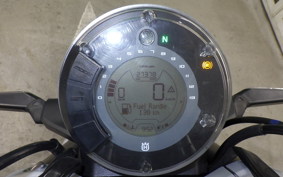 HUSQVARNA SVARTPILEN 250 2015